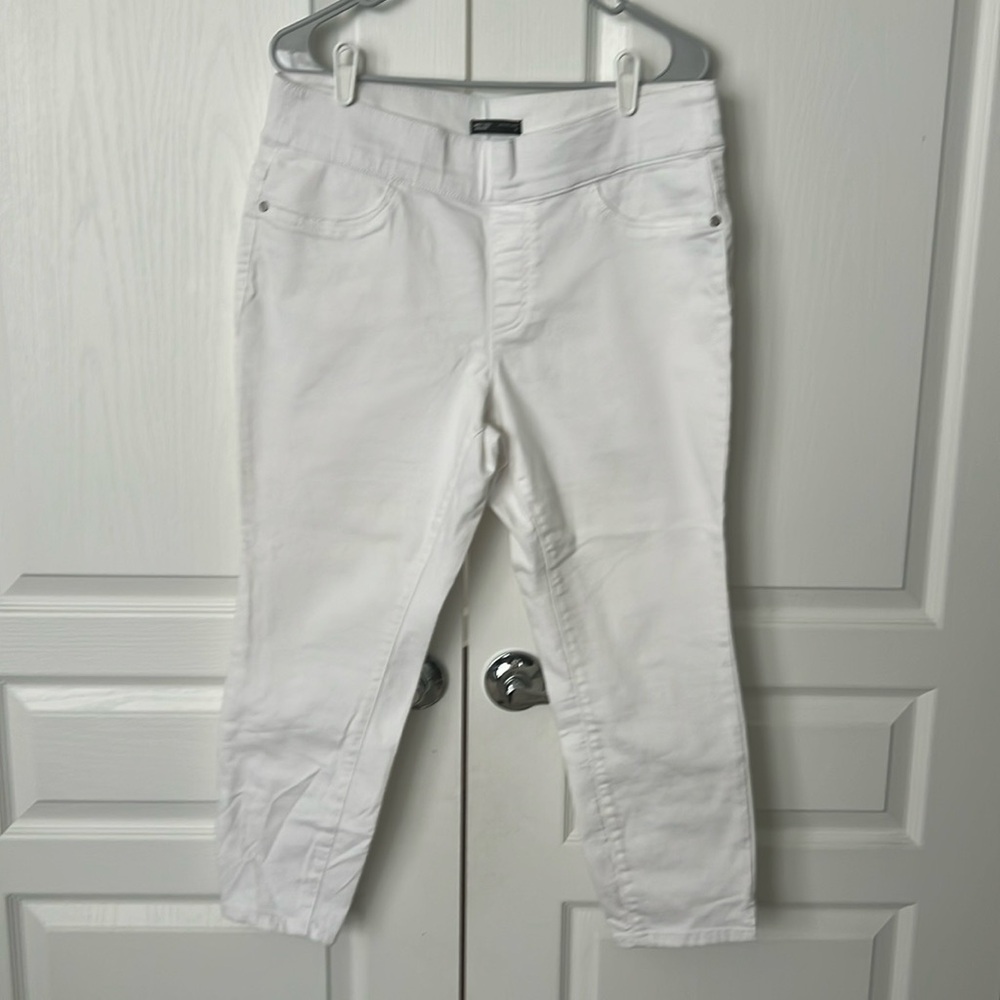 Vera Wang crop jeggings